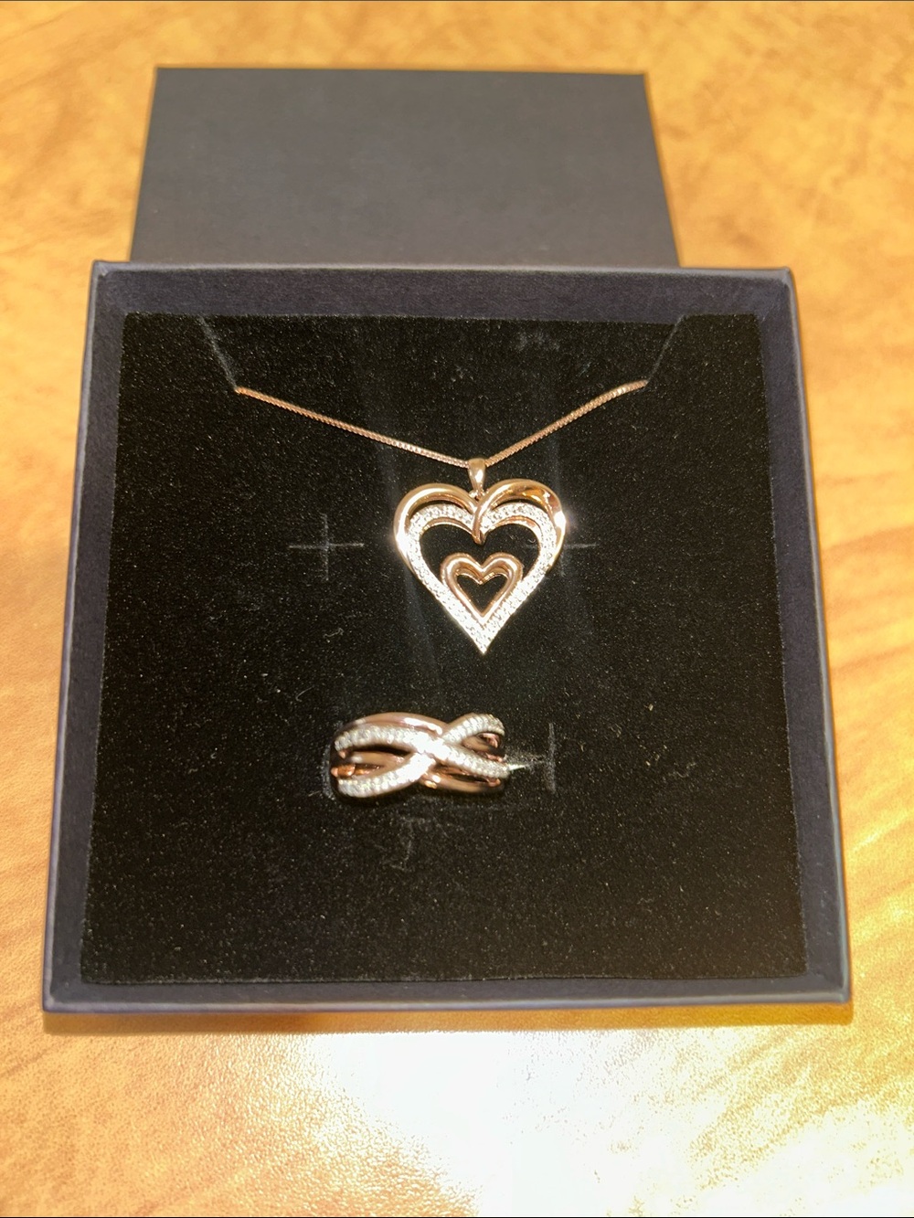 Jays Natural Diamond Rose gold Necklace and ring set. Ring-7 chain 18 inch.